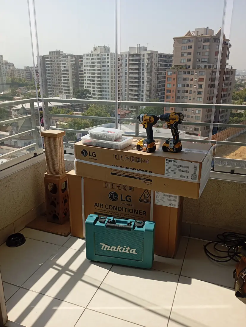 Cajas de equipos LG listas para instalar